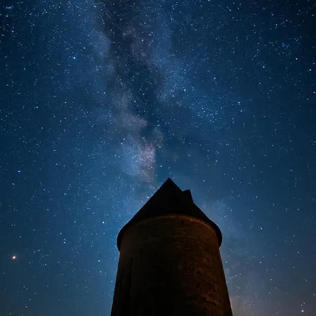 Enchanting Windmill Retreat Loubes-Bernac