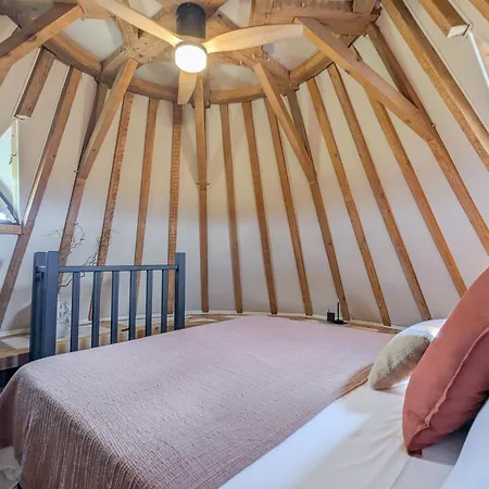 Toujours Dimanche 5-story Windmill Vineyard Views * Loubes-Bernac